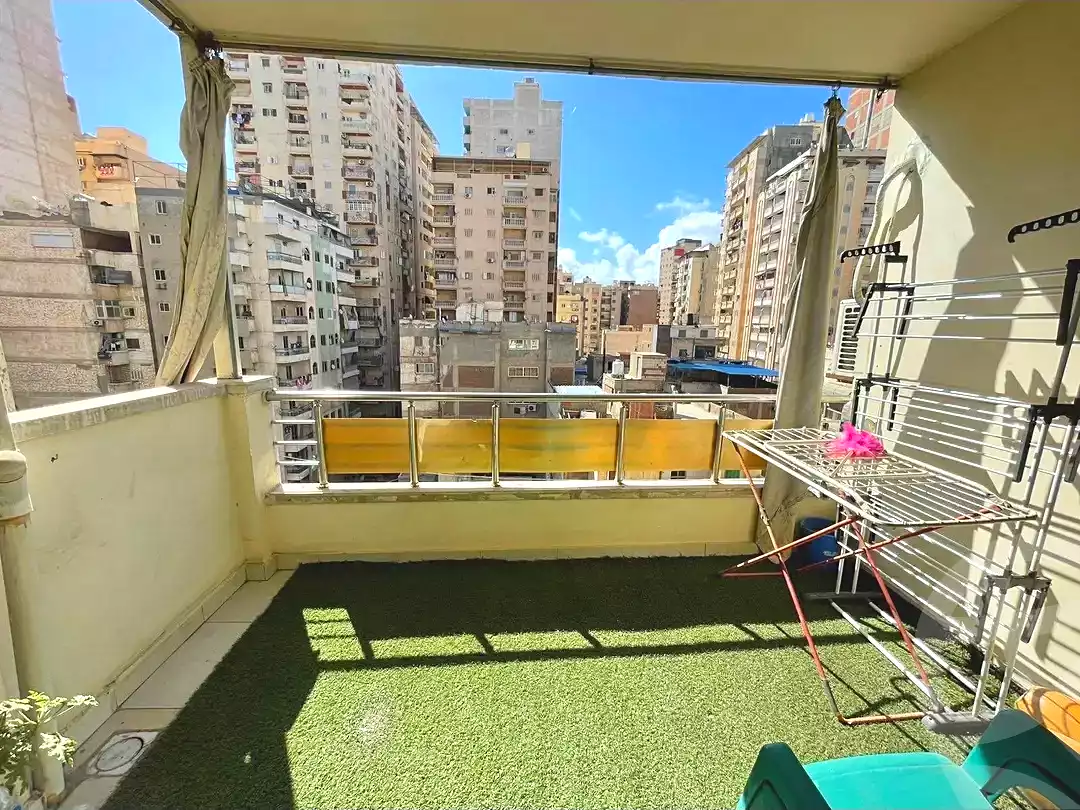 https://aqarmap.com.eg/ar/listing/7079387-for-sale-alexandria-el-mandara-shr-jml-bd-lnsr