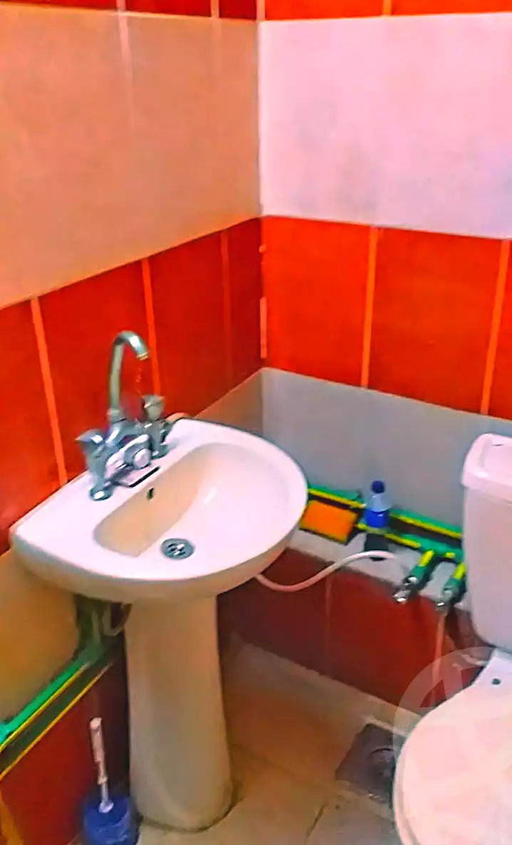 https://aqarmap.com.eg/en/listing/7079843-for-rent-cairo-shoubra-rod-el-farag