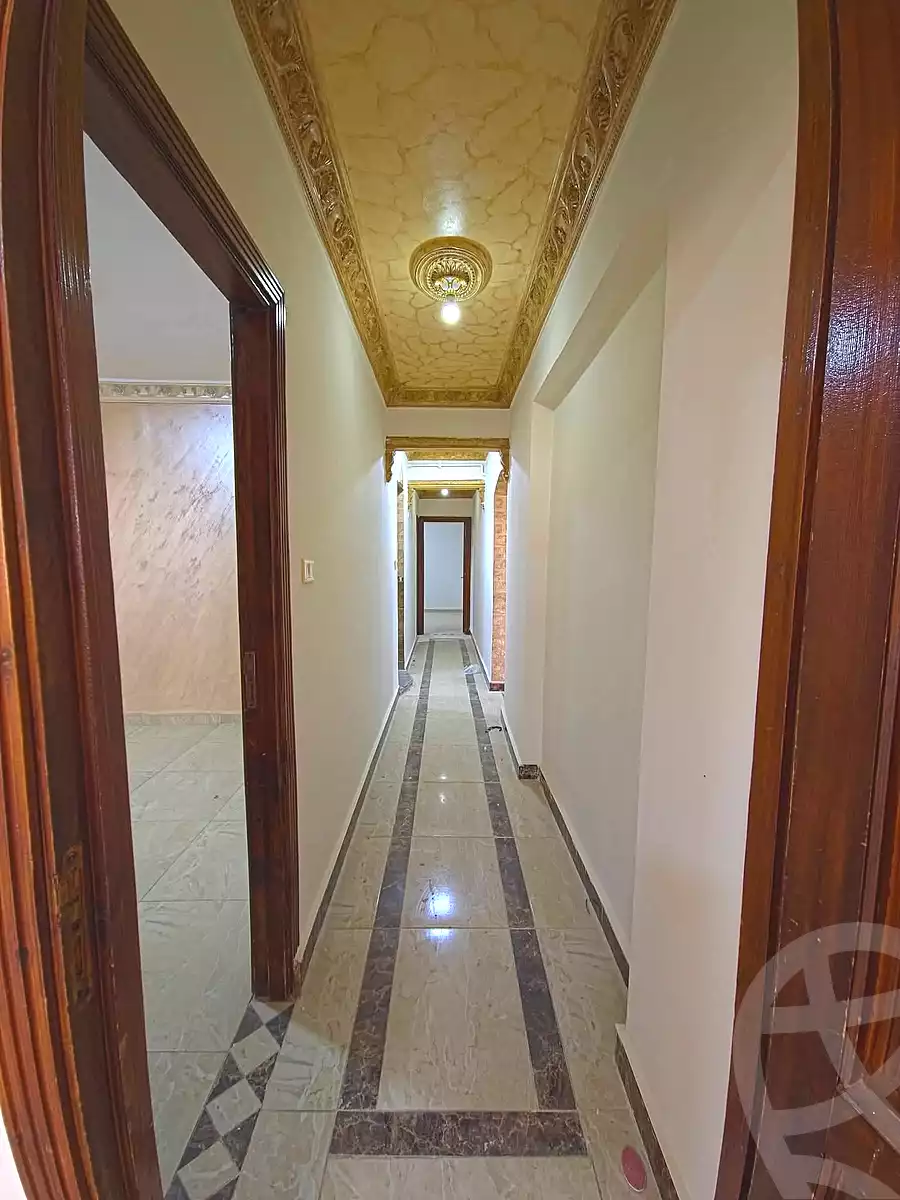 https://aqarmap.com.eg/ar/listing/7079987-for-sale-alexandria-al-agamy-bw-ywsf
