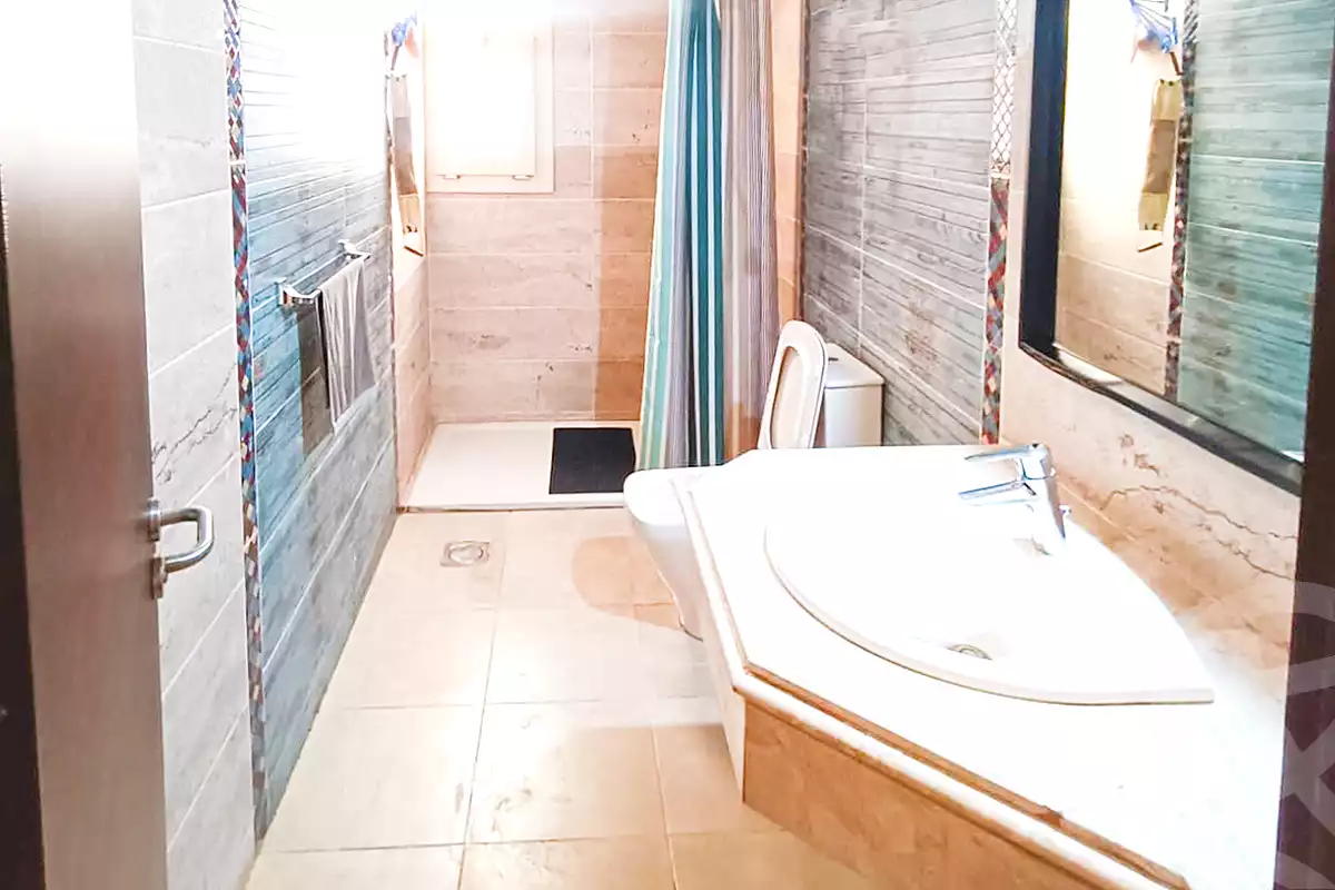 3 BR Chalet in La Vista Bay, photo 13 of 17