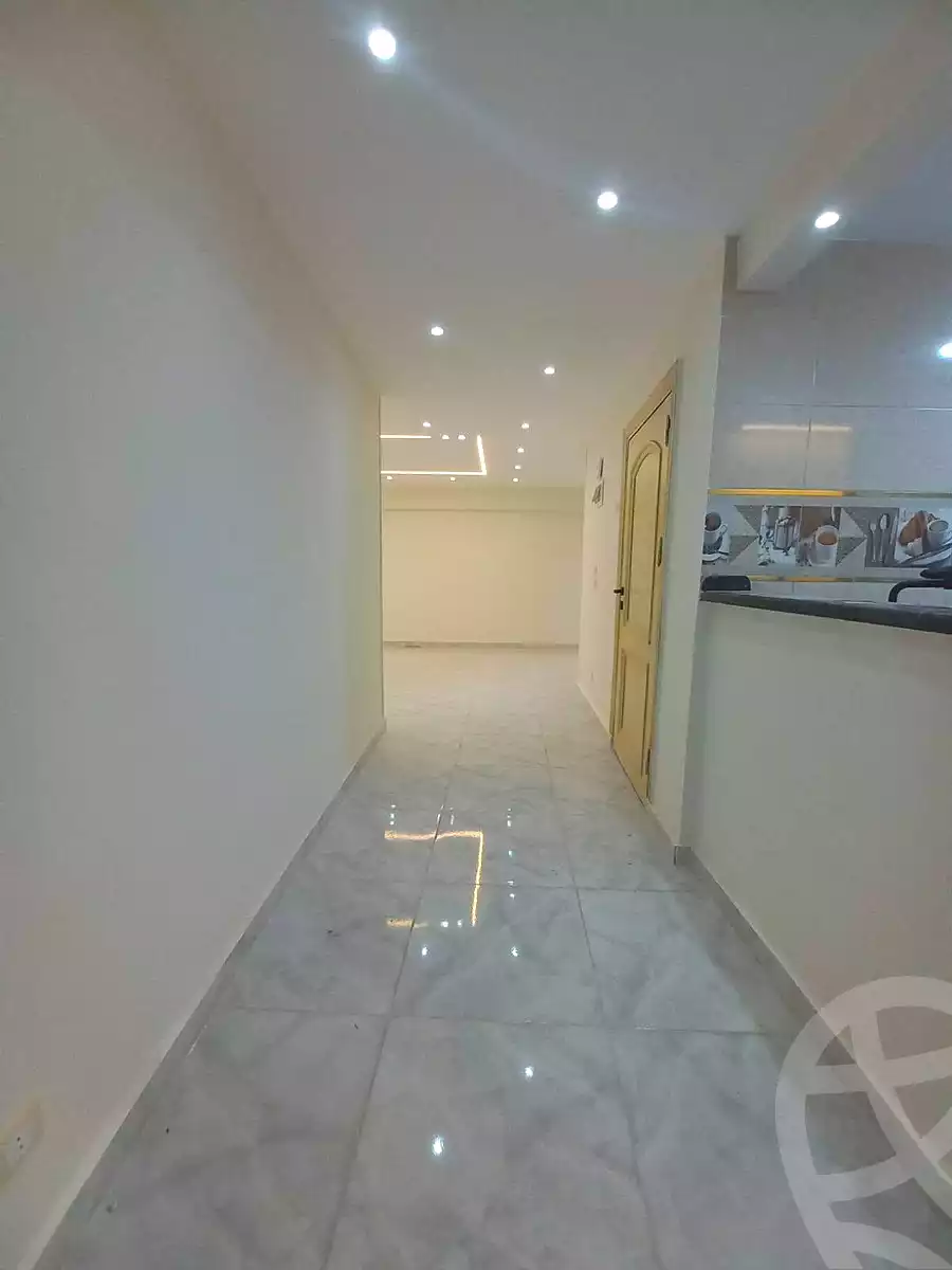 https://aqarmap.com.eg/en/listing/7080530-for-sale-alexandria-sydy-bshr-sydy-bshr-bhry