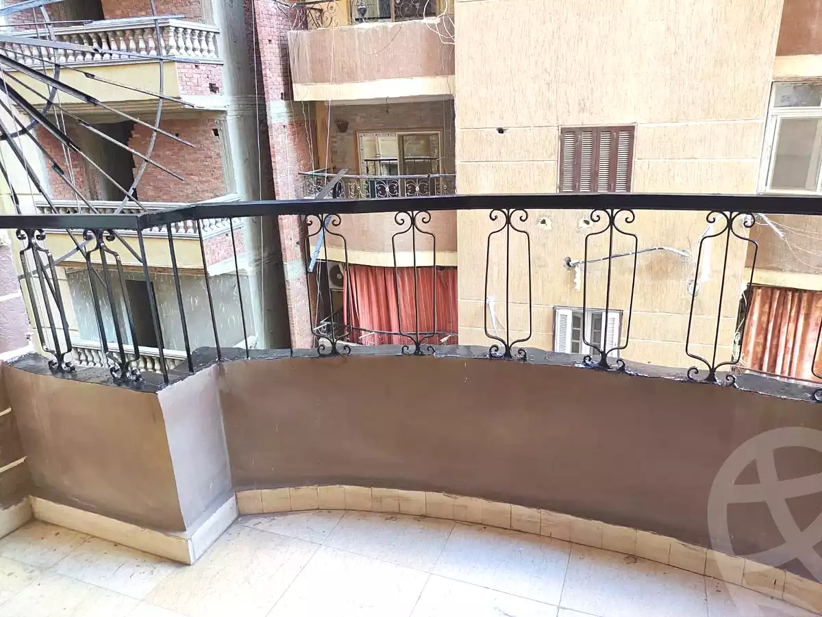 https://aqarmap.com.eg/ar/listing/7080629-for-sale-cairo-faisal-el-maryotyah-town-valley-compound-sakan