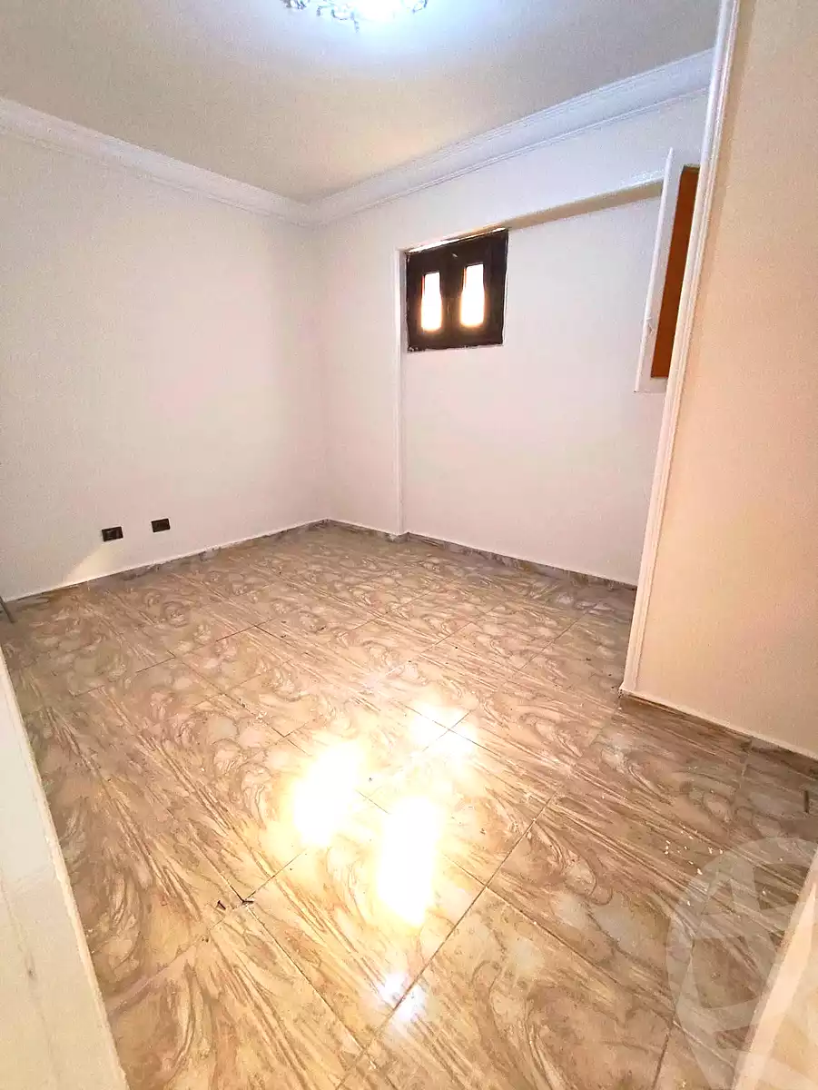 https://aqarmap.com.eg/en/listing/7080653-for-rent-alexandria-el-mandara-mohammed-ateya-st