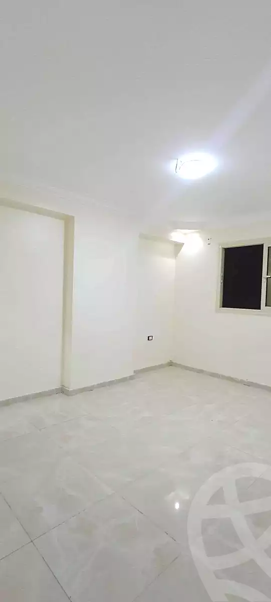 https://aqarmap.com.eg/ar/listing/7080727-for-sale-cairo-helwan-hadayek-helwan-nile-corniche-st