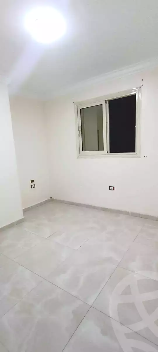 https://aqarmap.com.eg/ar/listing/7080727-for-sale-cairo-helwan-hadayek-helwan-nile-corniche-st