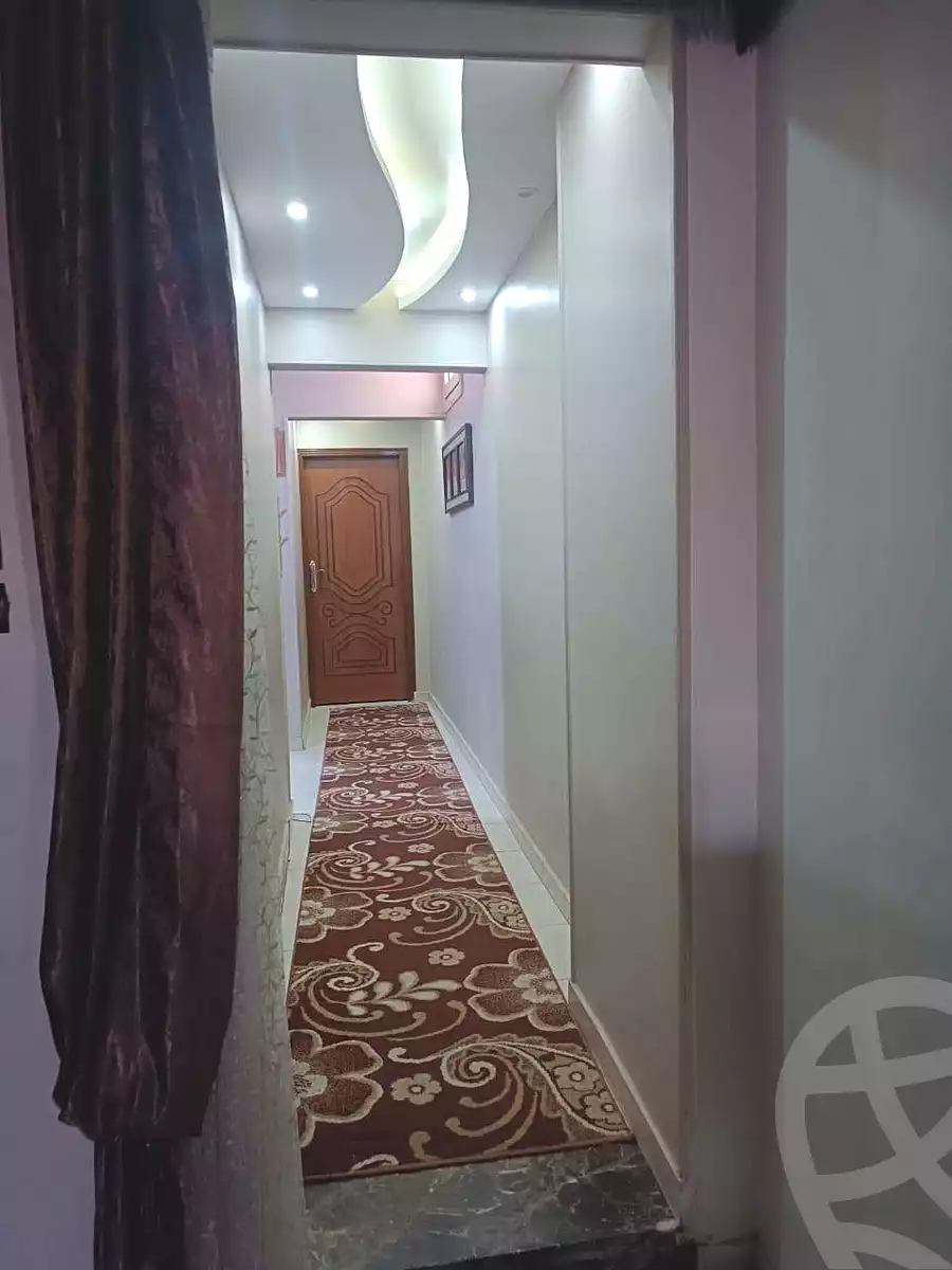 https://aqarmap.com.eg/ar/listing/7080736-for-sale-cairo-helwan-helwan-el-sharkeya-zaki-hawas-st