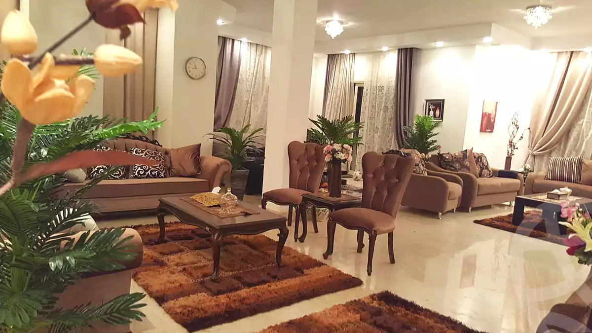 فيلا بـ٤ غرف نوم في جرينز، صورة ٧ من ٨