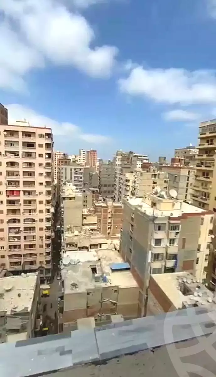 https://aqarmap.com.eg/ar/listing/7080782-for-sale-alexandria-bakoos-cinema-layla-st