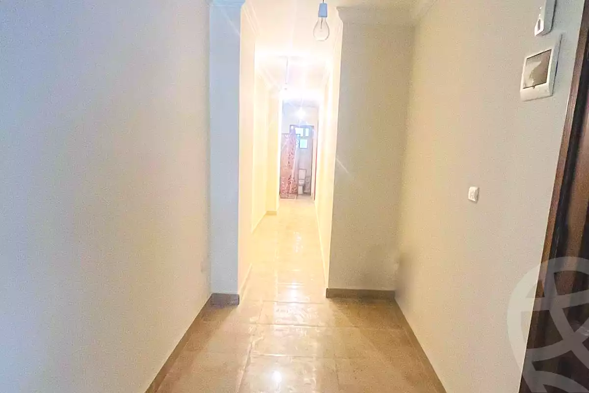 https://aqarmap.com.eg/ar/listing/7080375-for-rent-alexandria-cleopatra-shr-bw-qyr-tryq-lhry