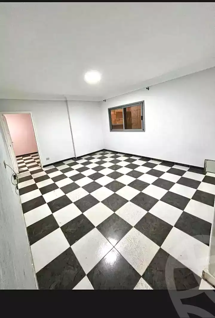 https://aqarmap.com.eg/ar/listing/7080789-for-sale-alexandria-el-asafra-l-sfr-bhry
