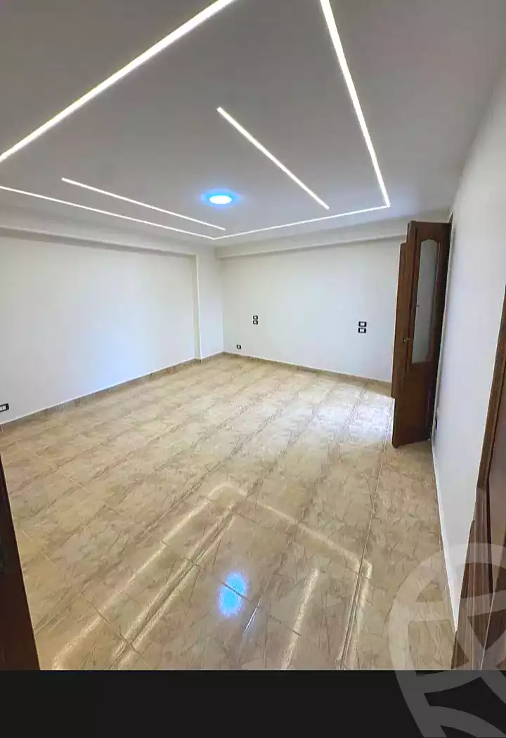 https://aqarmap.com.eg/ar/listing/7080859-for-sale-alexandria-miami-mahmoud-el-isawy-st
