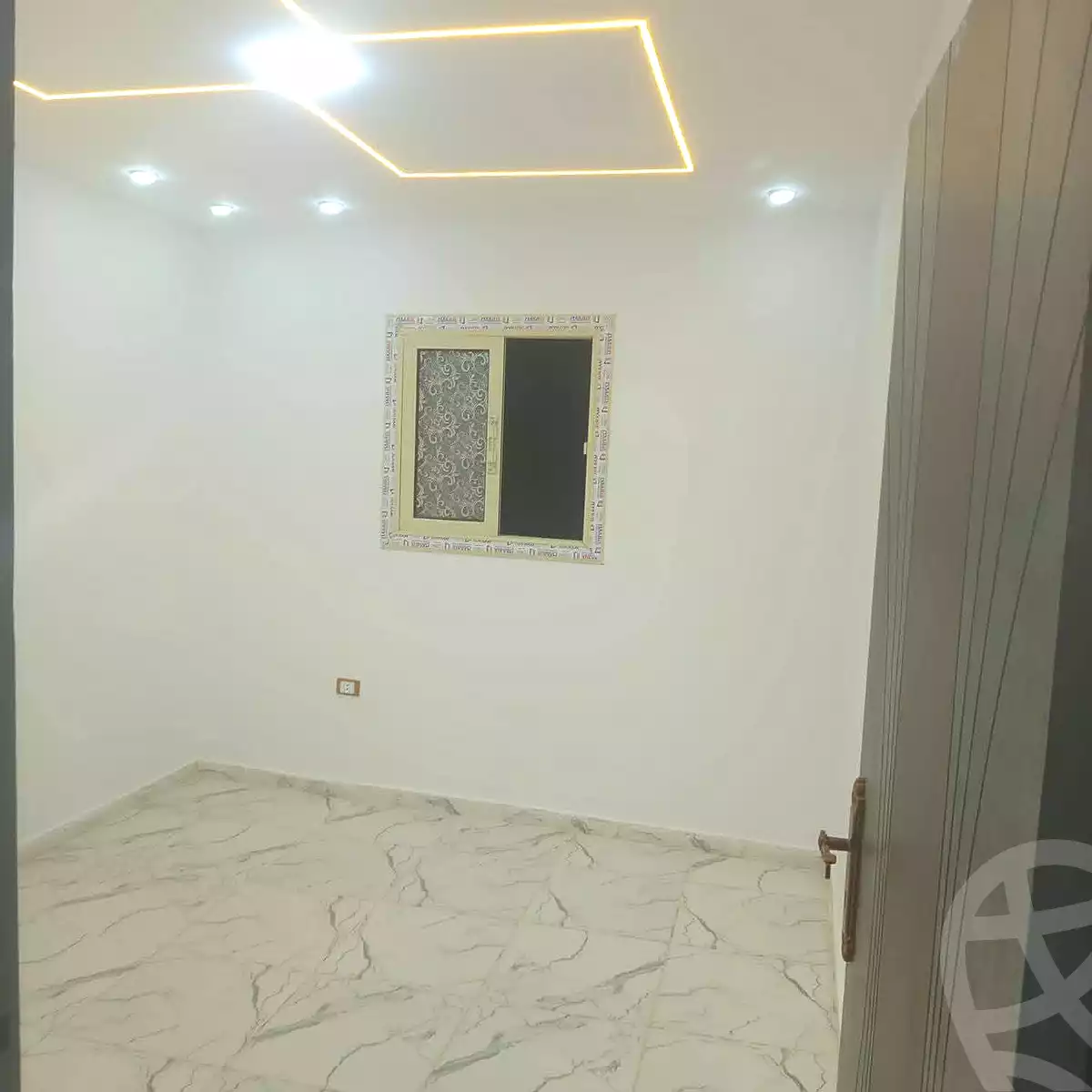 https://aqarmap.com.eg/ar/listing/7080884-for-sale-alexandria-al-agamy-lbytsh-mohamed-el-fardi-st