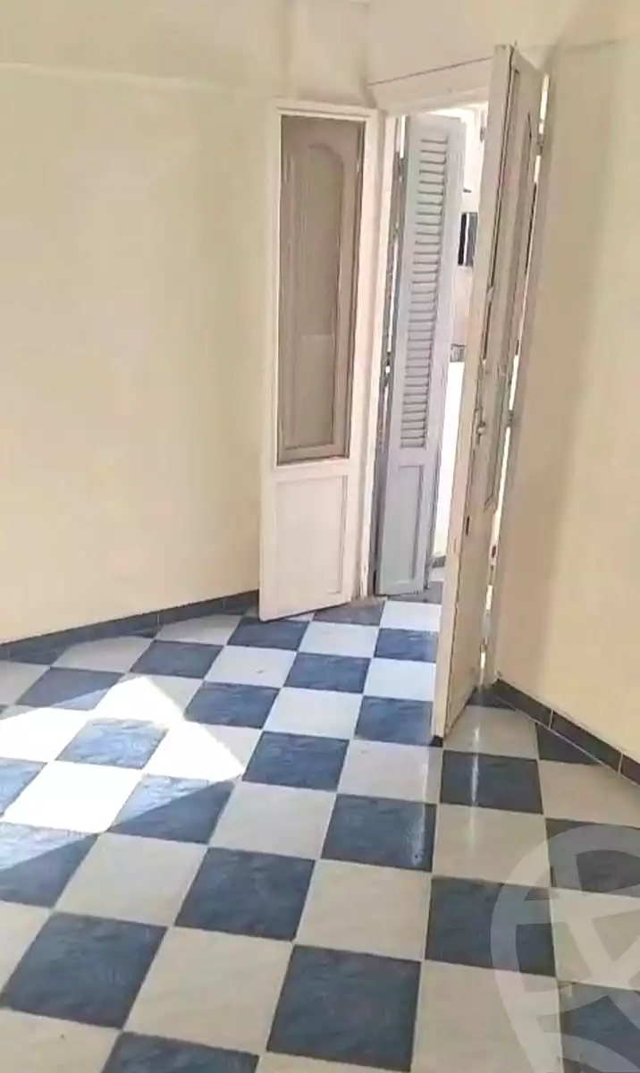 https://aqarmap.com.eg/ar/listing/7081226-for-sale-alexandria-al-agamy-el-hanouvel