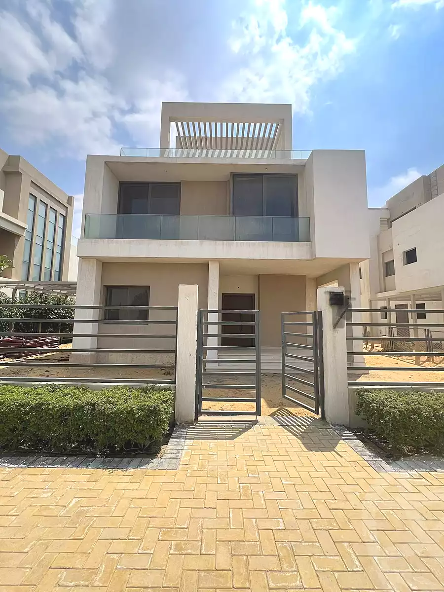 https://aqarmap.com.eg/en/listing/7027477-for-sale-cairo-new-cairo-compounds-fifth-square