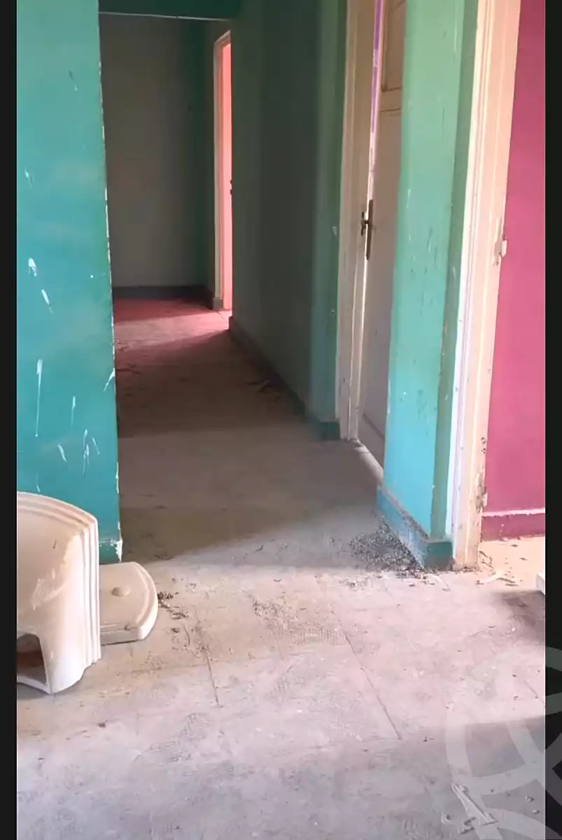 https://aqarmap.com.eg/en/listing/7081460-for-sale-cairo-15th-of-may-mjwr-32