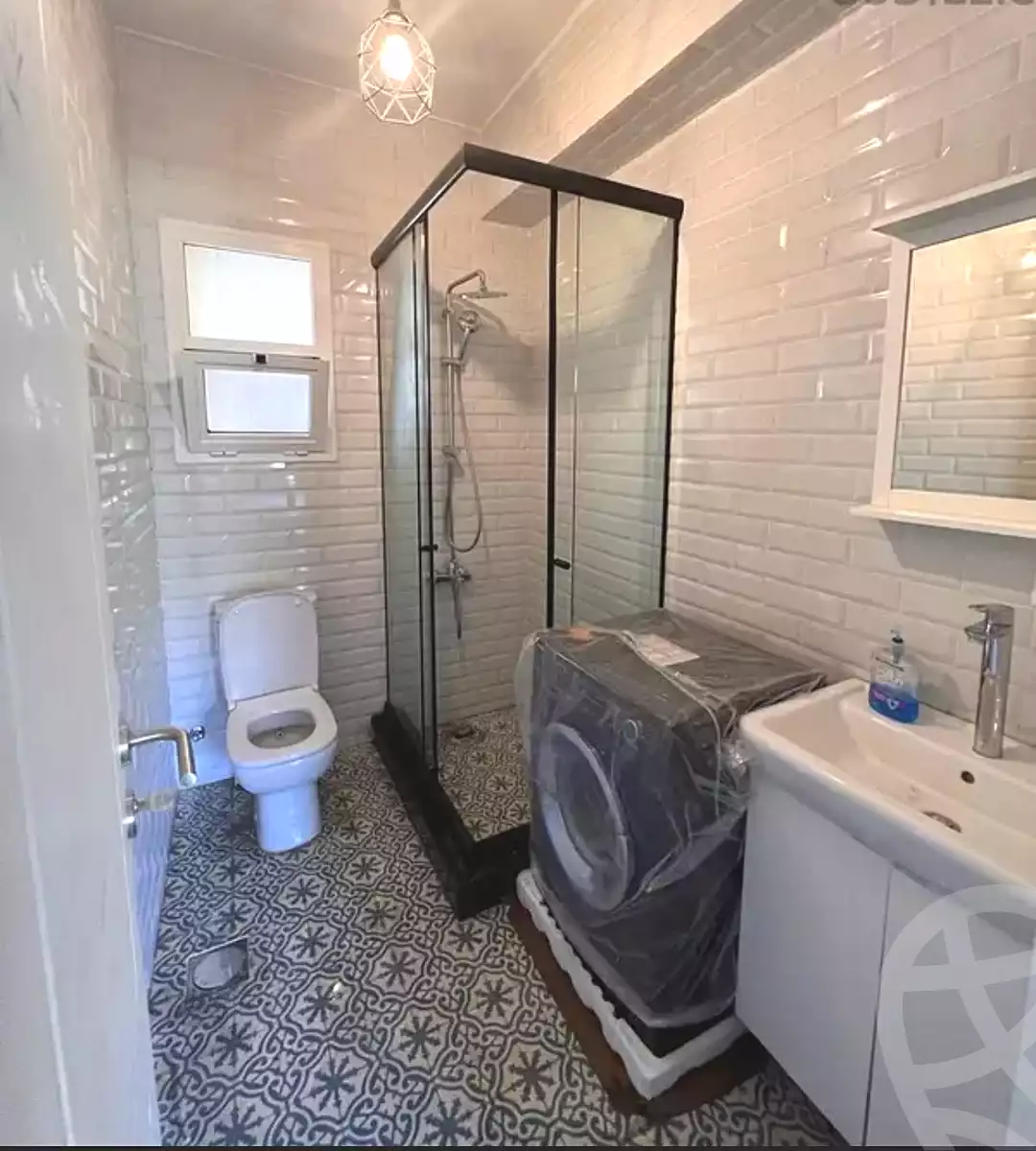 https://aqarmap.com.eg/ar/listing/7081466-for-rent-cairo-new-cairo-compounds-hyde-park-centre-ville-hyde-park