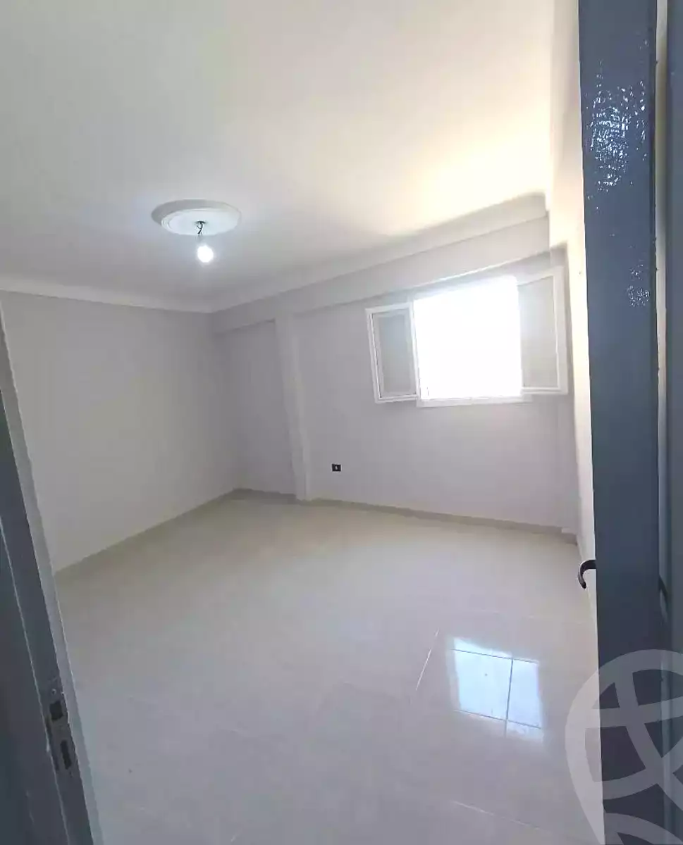https://aqarmap.com.eg/en/listing/7081489-for-sale-alexandria-sydy-bshr-sydy-bshr-qbly