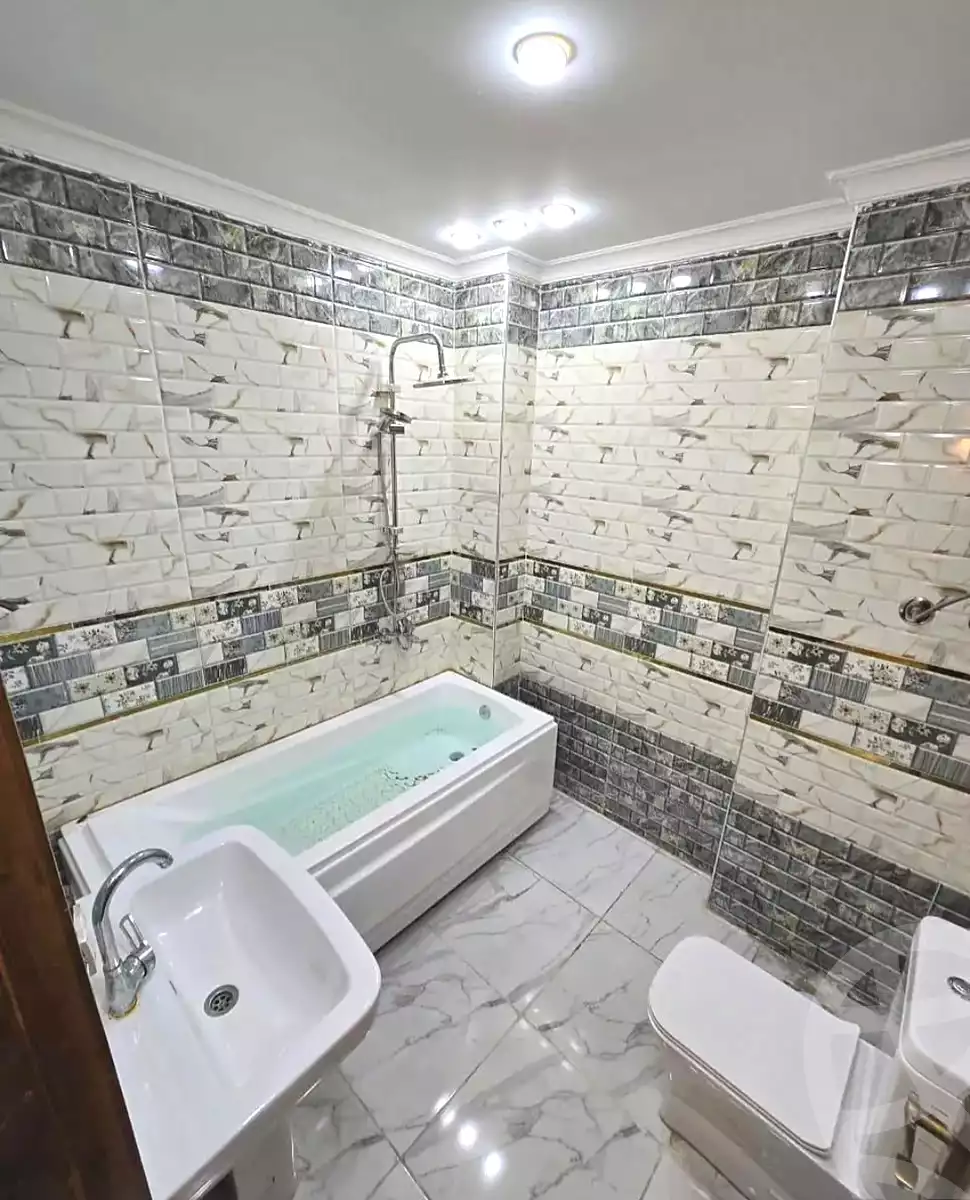 https://aqarmap.com.eg/en/listing/7081494-for-sale-alexandria-miami-shr-jml-bd-lnsr