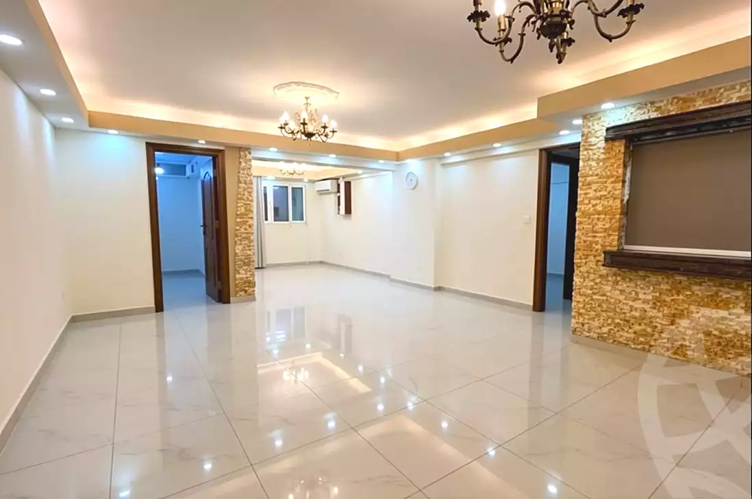 https://aqarmap.com.eg/ar/listing/7081760-for-sale-alexandria-moharram-bey