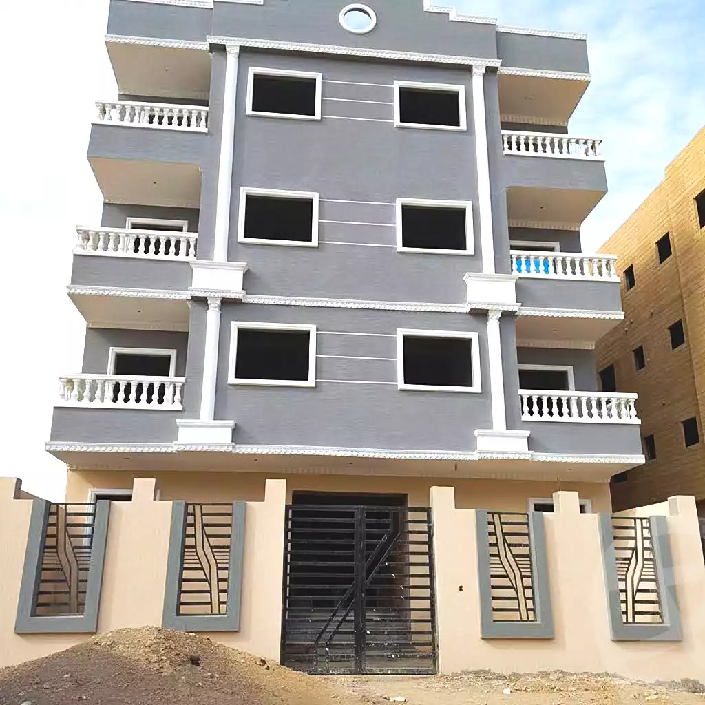 https://aqarmap.com.eg/en/listing/7082085-for-sale-cairo-badr-city-hai-el-ashgar-featured-neighborhood-el-imam-el-bokhary-st