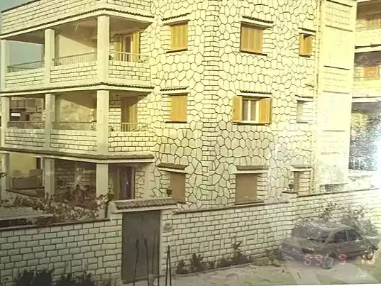 https://aqarmap.com.eg/ar/listing/7082115-for-sale-alexandria-al-agamy-lbytsh-el-hanafeya-st