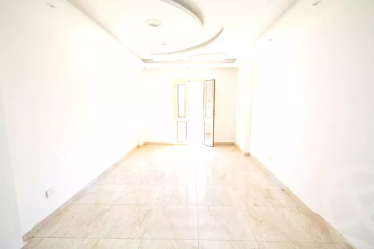 https://aqarmap.com.eg/ar/listing/7082380-for-sale-alexandria-el-mandara-alex-el-mandara-bahri-sidi-kamal-st