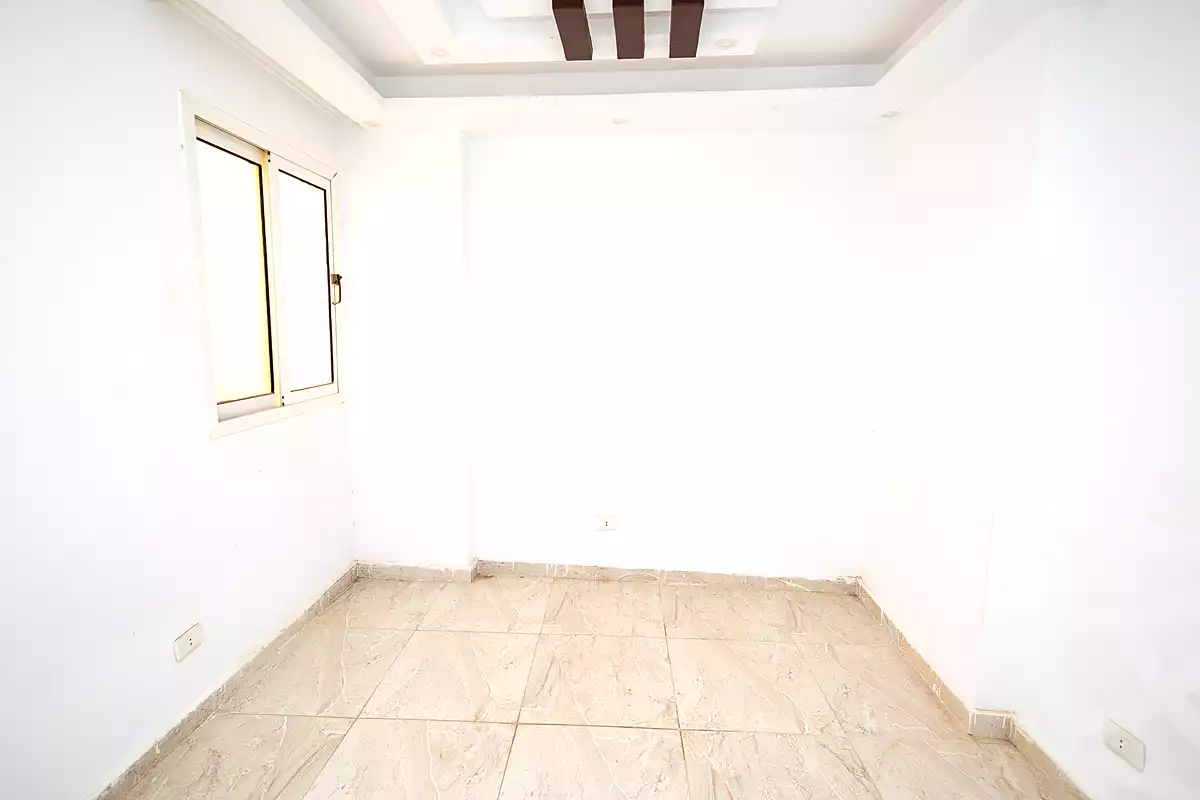 https://aqarmap.com.eg/ar/listing/7082380-for-sale-alexandria-el-mandara-alex-el-mandara-bahri-sidi-kamal-st