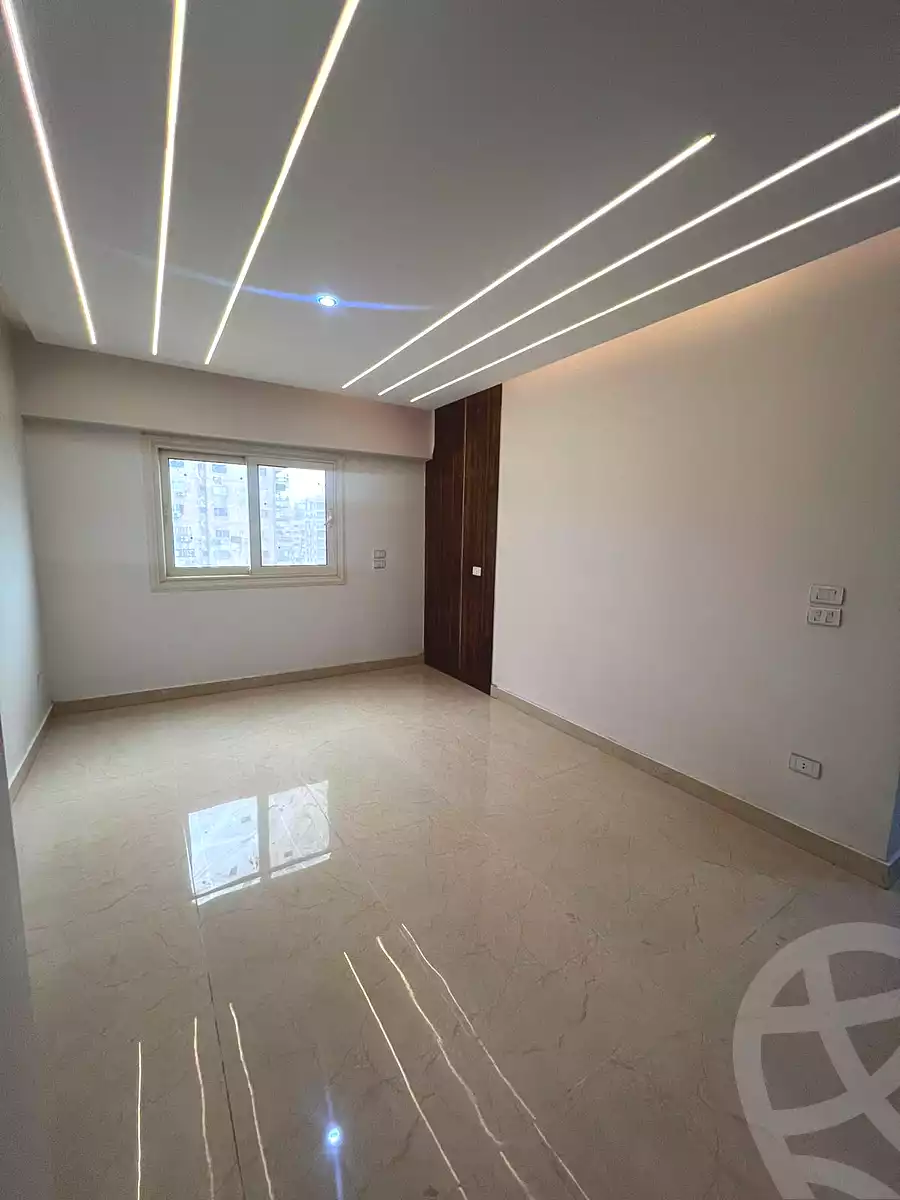 https://aqarmap.com.eg/ar/listing/7082494-for-sale-cairo-nasr-city-6th-zone-mahmoud-awad-st