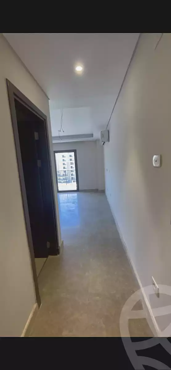 https://aqarmap.com.eg/ar/listing/7082600-for-rent-cairo-el-sheikh-zayed-city-compounds-zyd-wr-llttwyr-z-tower