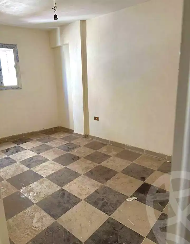 https://aqarmap.com.eg/ar/listing/7082591-for-sale-alexandria-al-agamy-el-hanouvel
