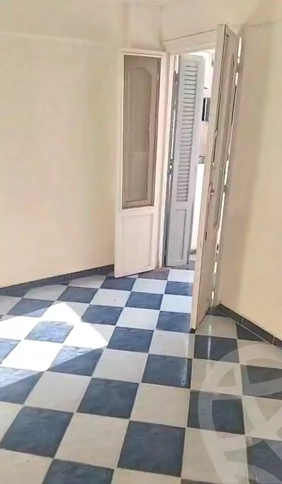 https://aqarmap.com.eg/ar/listing/7082627-for-sale-alexandria-al-agamy-el-hanouvel