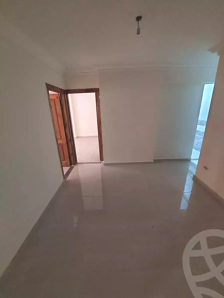 https://aqarmap.com.eg/ar/listing/7082666-for-sale-alexandria-ganaklis-shr-mrtdy-bsh