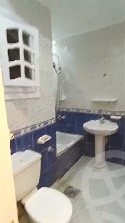 https://aqarmap.com.eg/en/listing/7082698-for-sale-alexandria-al-agamy-el-hanouvel-kasr-al-quiri-st-1