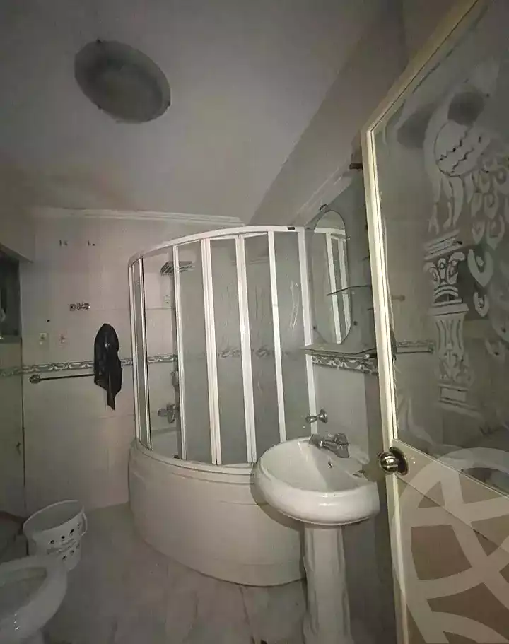 https://aqarmap.com.eg/ar/listing/7082930-for-sale-alexandria-al-agamy-lbytsh-mecca-st