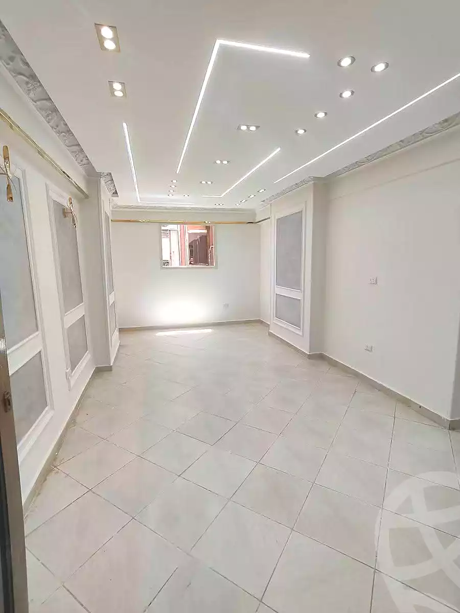 https://aqarmap.com.eg/ar/listing/7083031-for-sale-alexandria-el-asafra-l-sfr-bhry