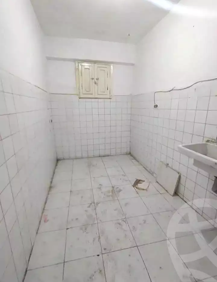 https://aqarmap.com.eg/ar/listing/7083105-for-sale-alexandria-al-agamy-lbytsh-shahr-al-assal-st