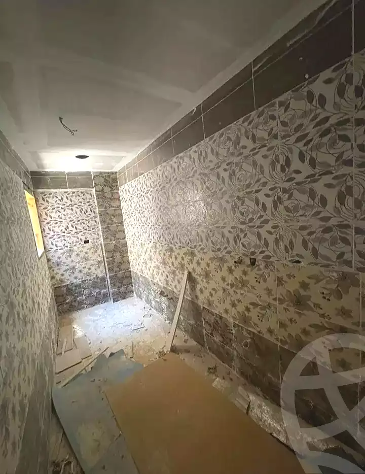 https://aqarmap.com.eg/ar/listing/7083265-for-sale-alexandria-al-agamy-el-hanouvel-radwan-st