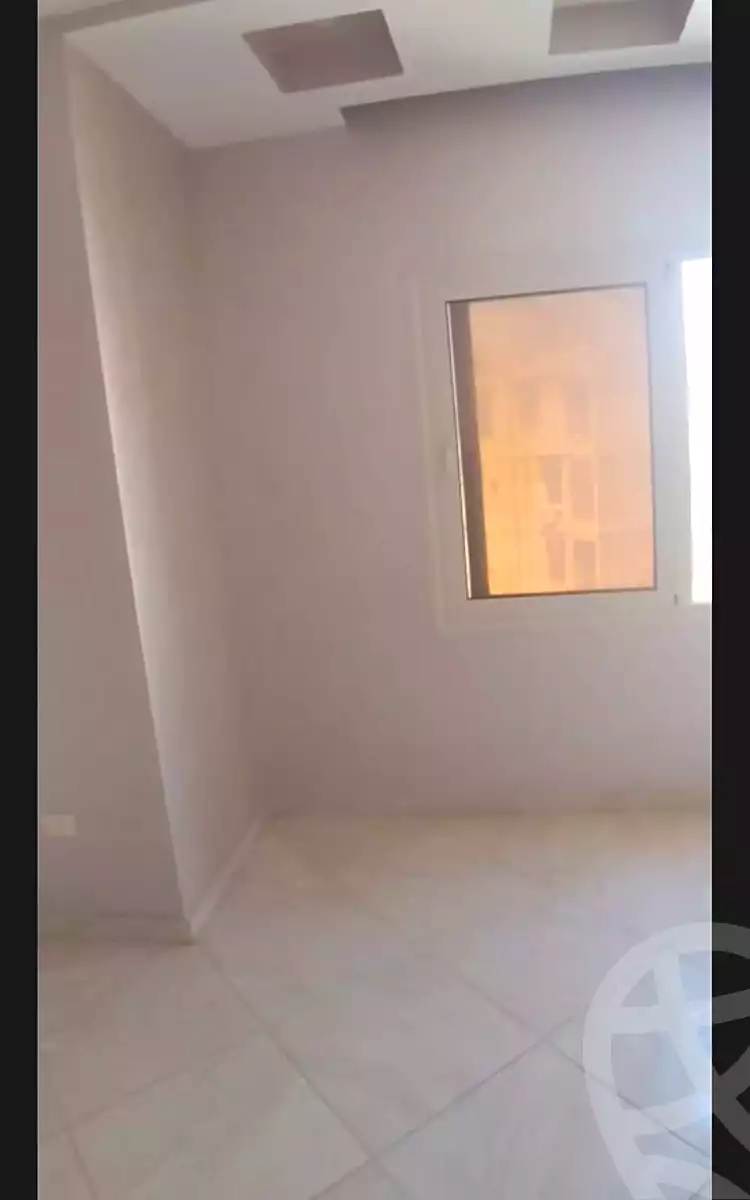https://aqarmap.com.eg/ar/listing/7083411-for-sale-cairo-new-cairo-south-investors-al-gezira-st