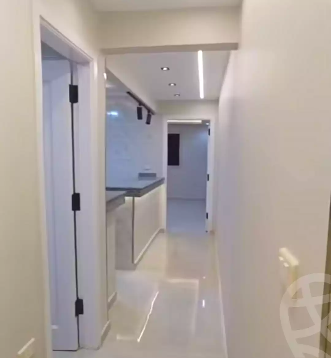 https://aqarmap.com.eg/en/listing/7083871-for-rent-cairo-helwan-hadayek-helwan-nile-corniche-st