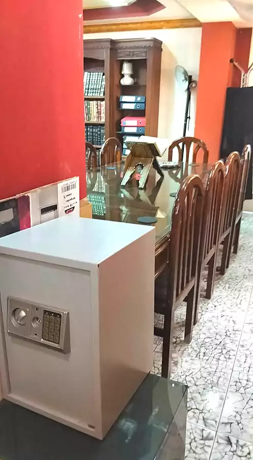 https://aqarmap.com.eg/ar/listing/7083953-for-rent-cairo-downtown-ramsis