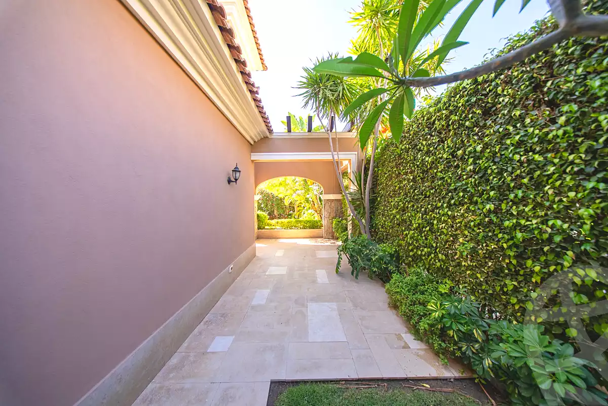 https://aqarmap.com.eg/ar/listing/7084049-for-sale-alexandria-king-maryot-compounds-jewar-compound-el-forat