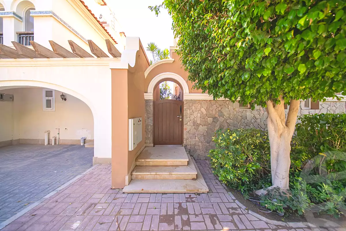 https://aqarmap.com.eg/ar/listing/7084049-for-sale-alexandria-king-maryot-compounds-jewar-compound-el-forat