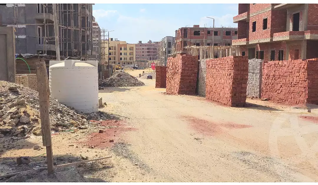 https://aqarmap.com.eg/ar/listing/7084191-for-sale-cairo-new-cairo-new-narges