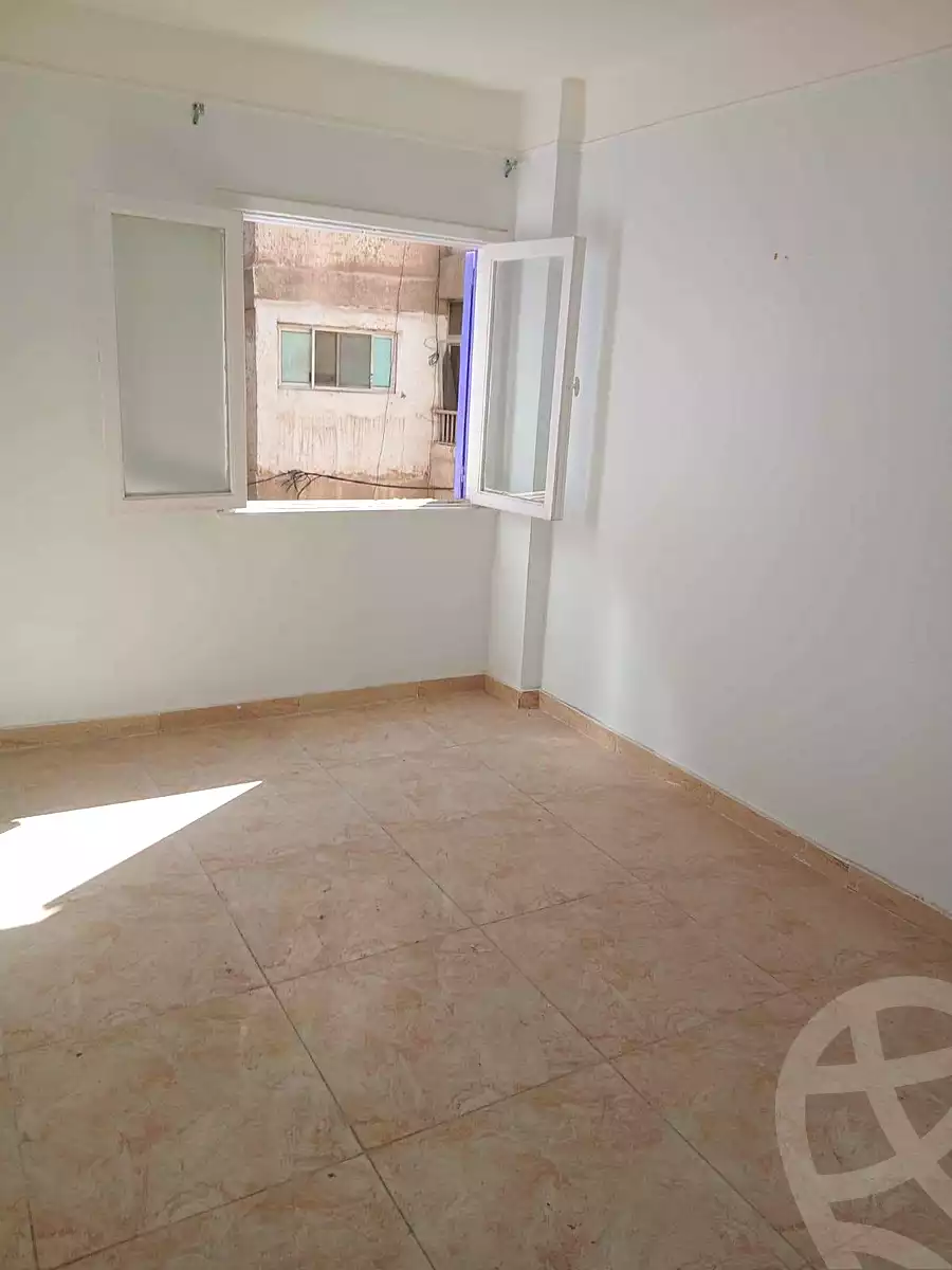 https://aqarmap.com.eg/en/listing/7084223-for-sale-alexandria-al-agamy-lbytsh