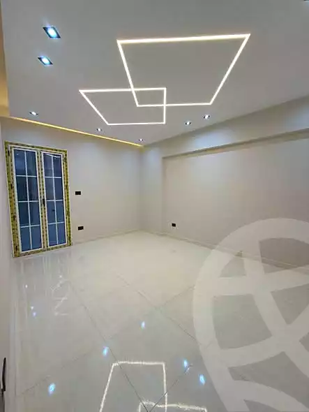 https://aqarmap.com.eg/en/listing/7084271-for-sale-alexandria-el-mandara-shr-jml-bd-lnsr