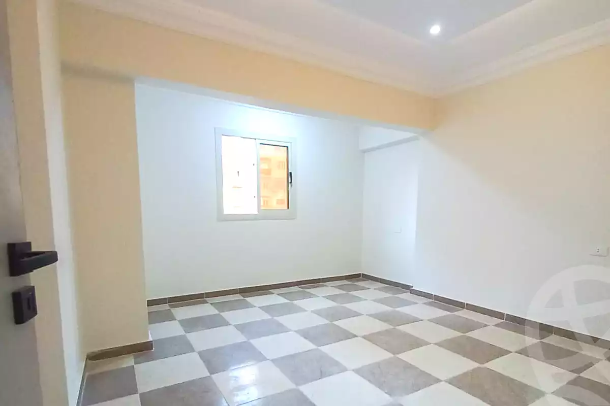 https://aqarmap.com.eg/ar/listing/7084457-for-sale-alexandria-sydy-bshr-sydy-bshr-bhry-shr-mhmd-njyb