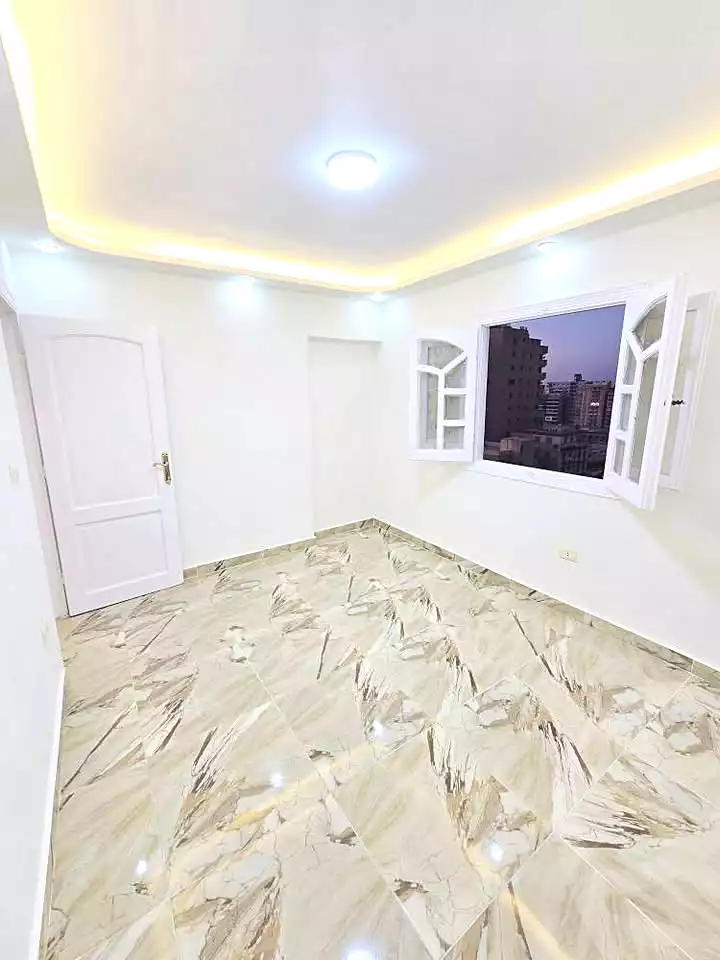 https://aqarmap.com.eg/ar/listing/7084668-for-sale-alexandria-al-agamy-shataa-el-nakheel