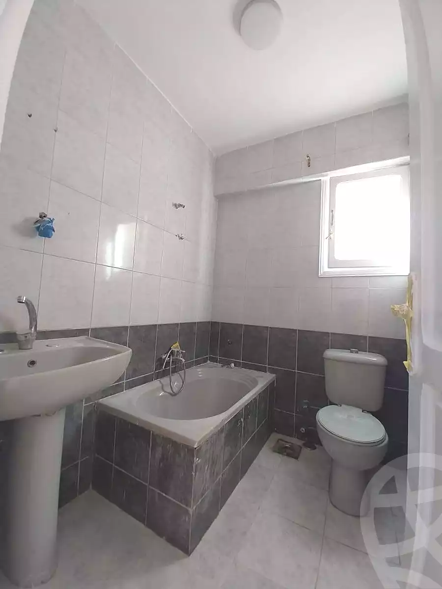 https://aqarmap.com.eg/ar/listing/7084800-for-sale-alexandria-al-agamy