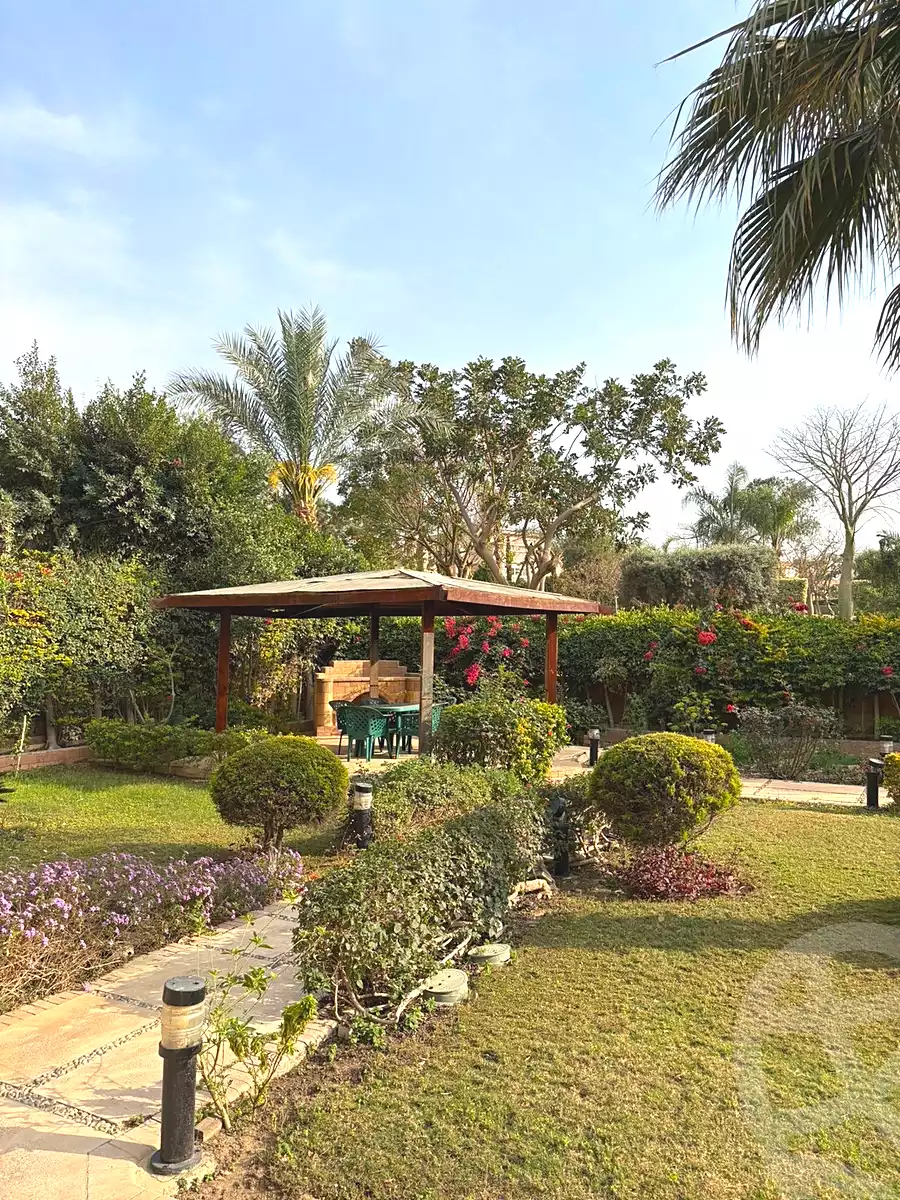 https://aqarmap.com.eg/en/listing/7084859-for-sale-cairo-new-cairo-compounds-byljyw