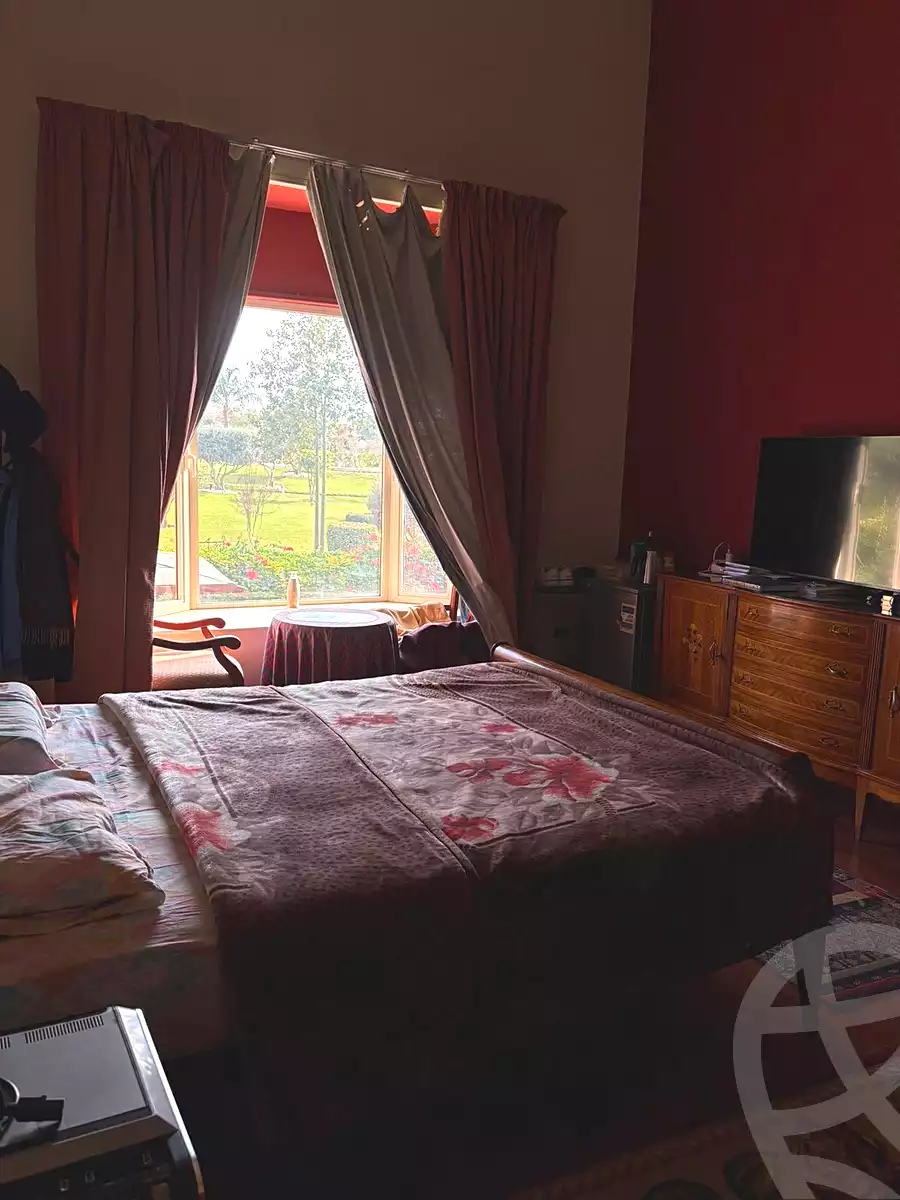 https://aqarmap.com.eg/en/listing/7084859-for-sale-cairo-new-cairo-compounds-byljyw